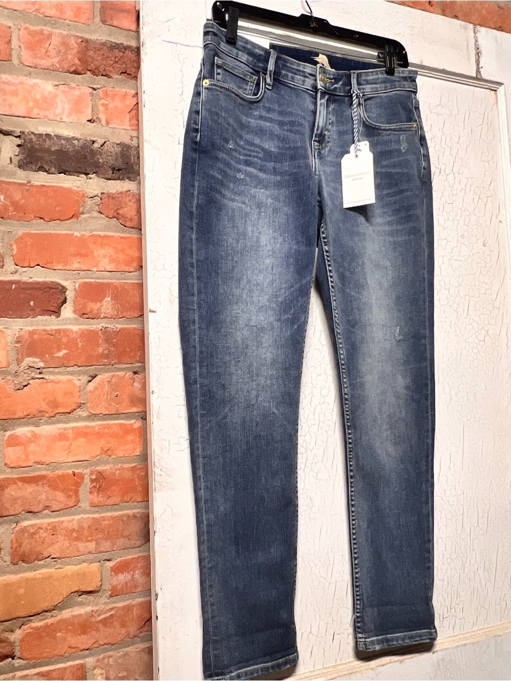 NWT $135 Tommy Bahama Tema Indigo Slim boyfriend jeans sz 28